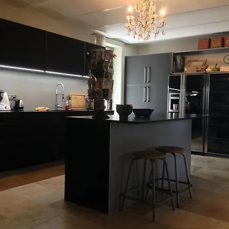 Provenceguesthouse L'agace